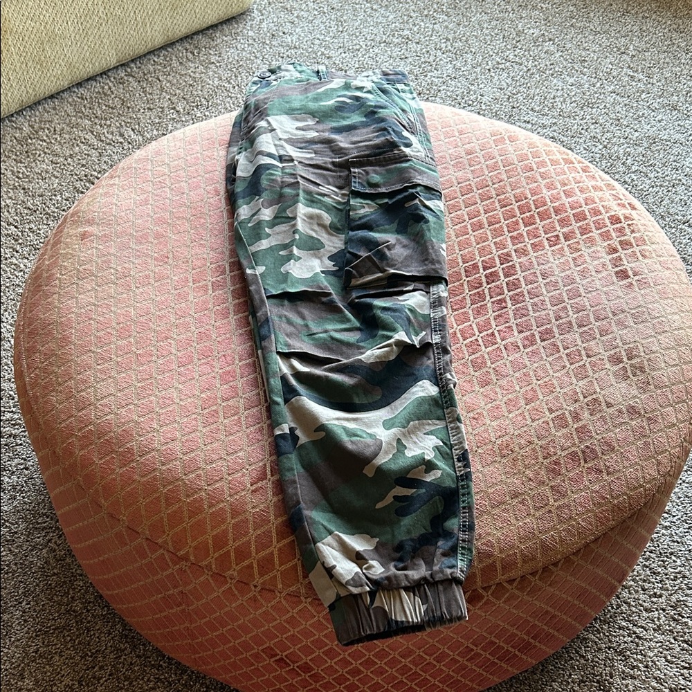 Men's Green Camouflage Cargo Pants
